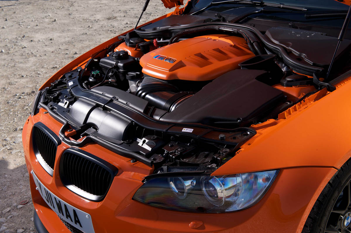 BMW M3 GTS V8 engine