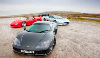 Ferrari F40 v Jaguar XJ220 v Porsche 911 GT2 RS v Noble M600