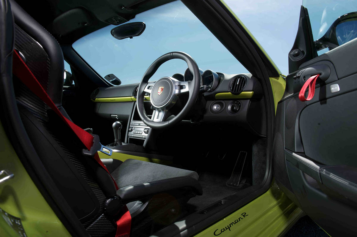 Porsche Cayman R interior
