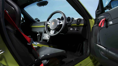 Porsche Cayman R interior