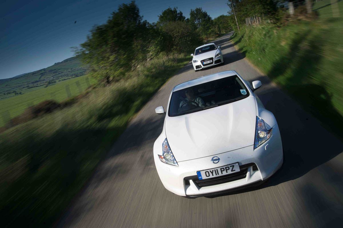 Audi TT RS Nissan 370Z