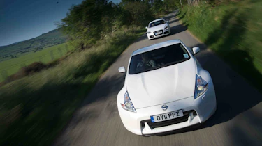 Audi TT RS Nissan 370Z