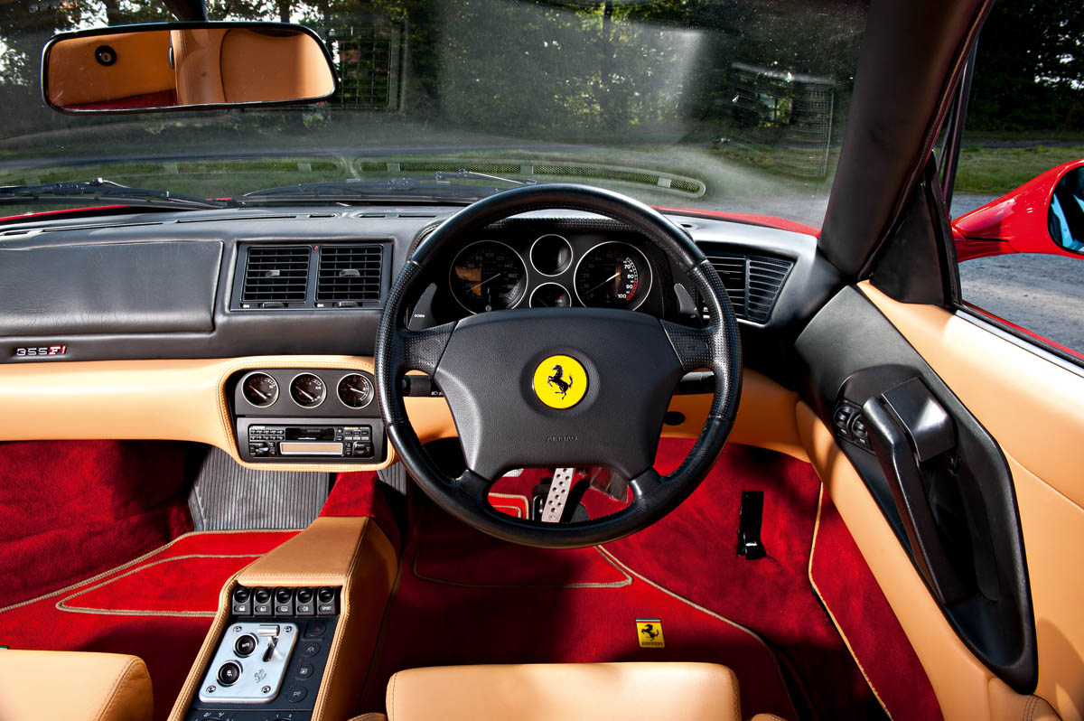 Ferrari F355 F1 interior