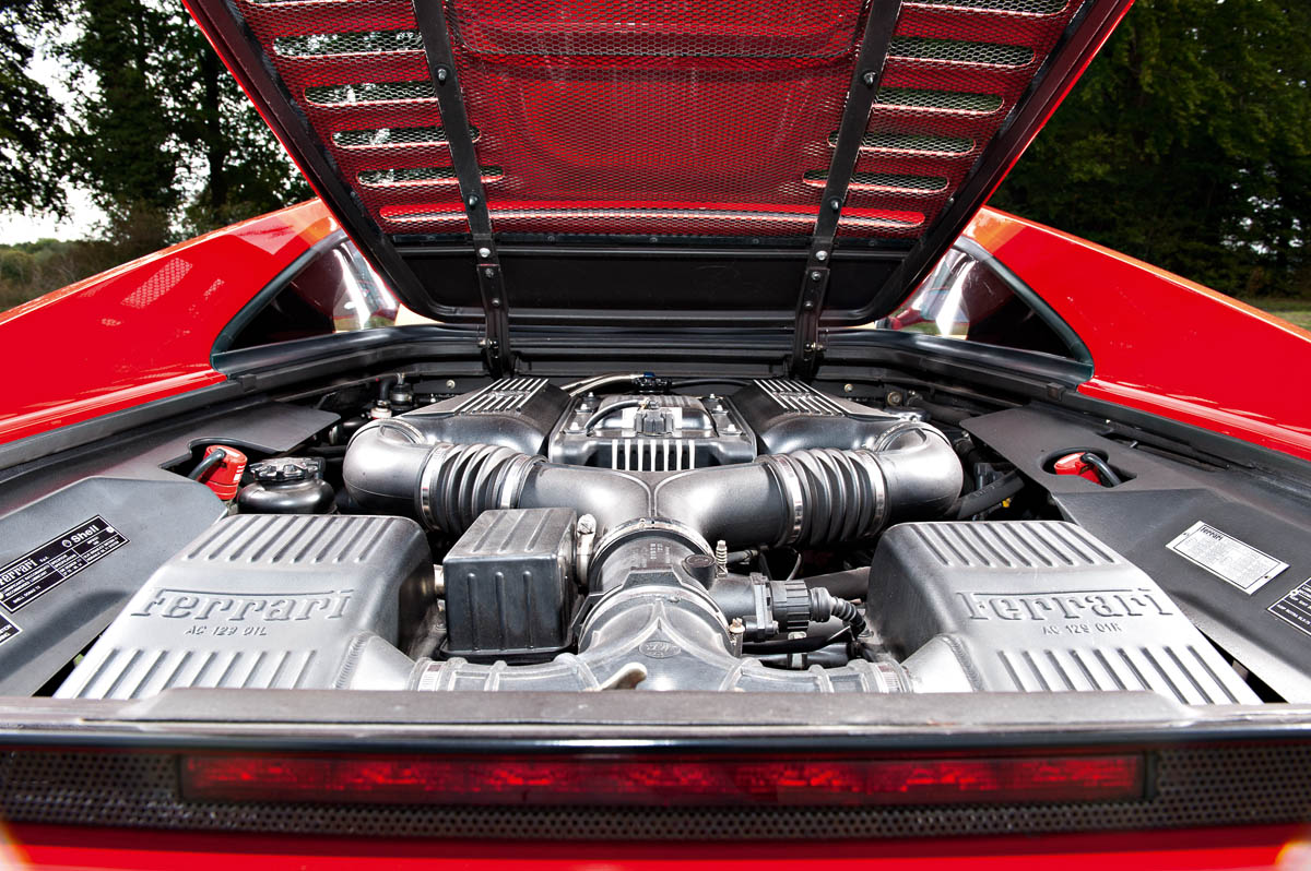 Ferrari F355 F1 engine