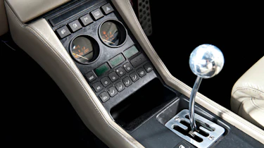 Ferrari 348 gearknob
