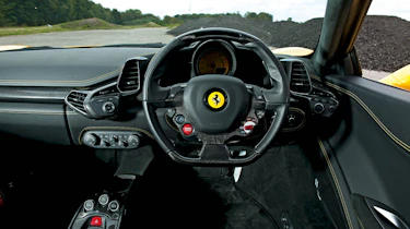 Ferrari 458 Italia interior