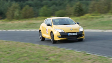 evo front-wheel-drive tyre test