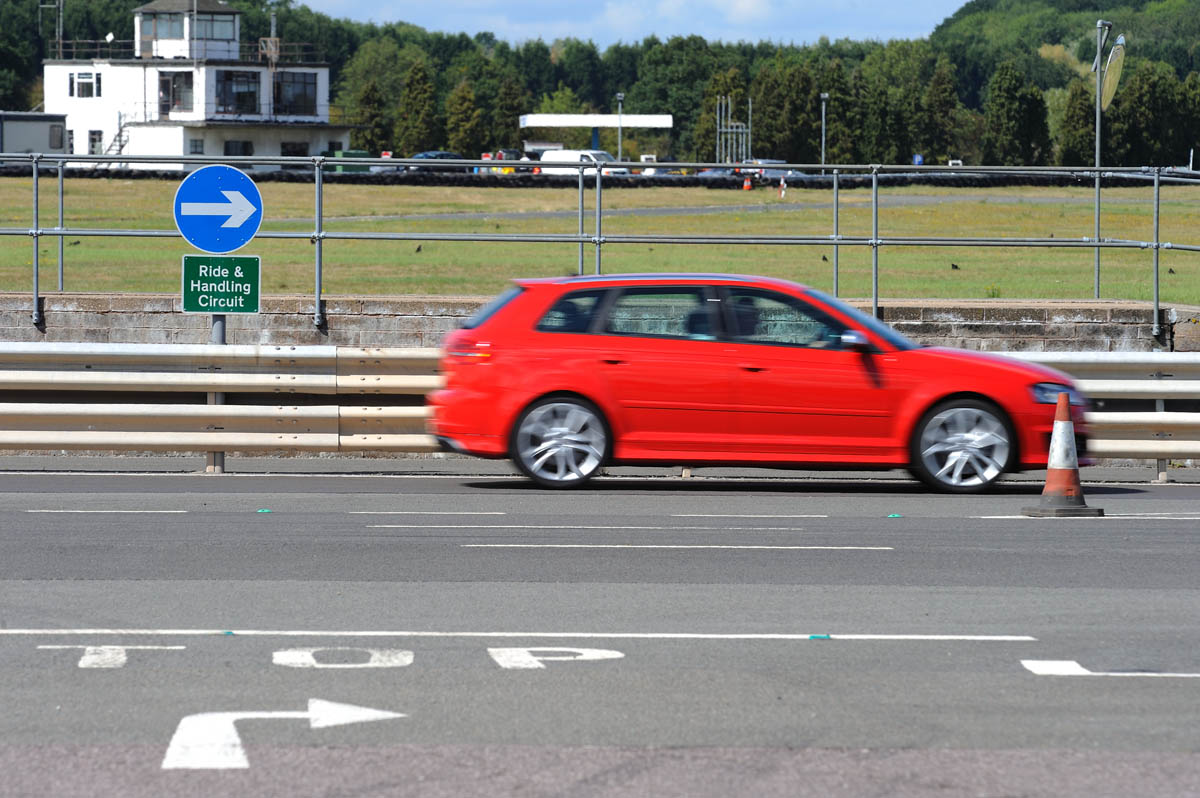 2012 tyre test