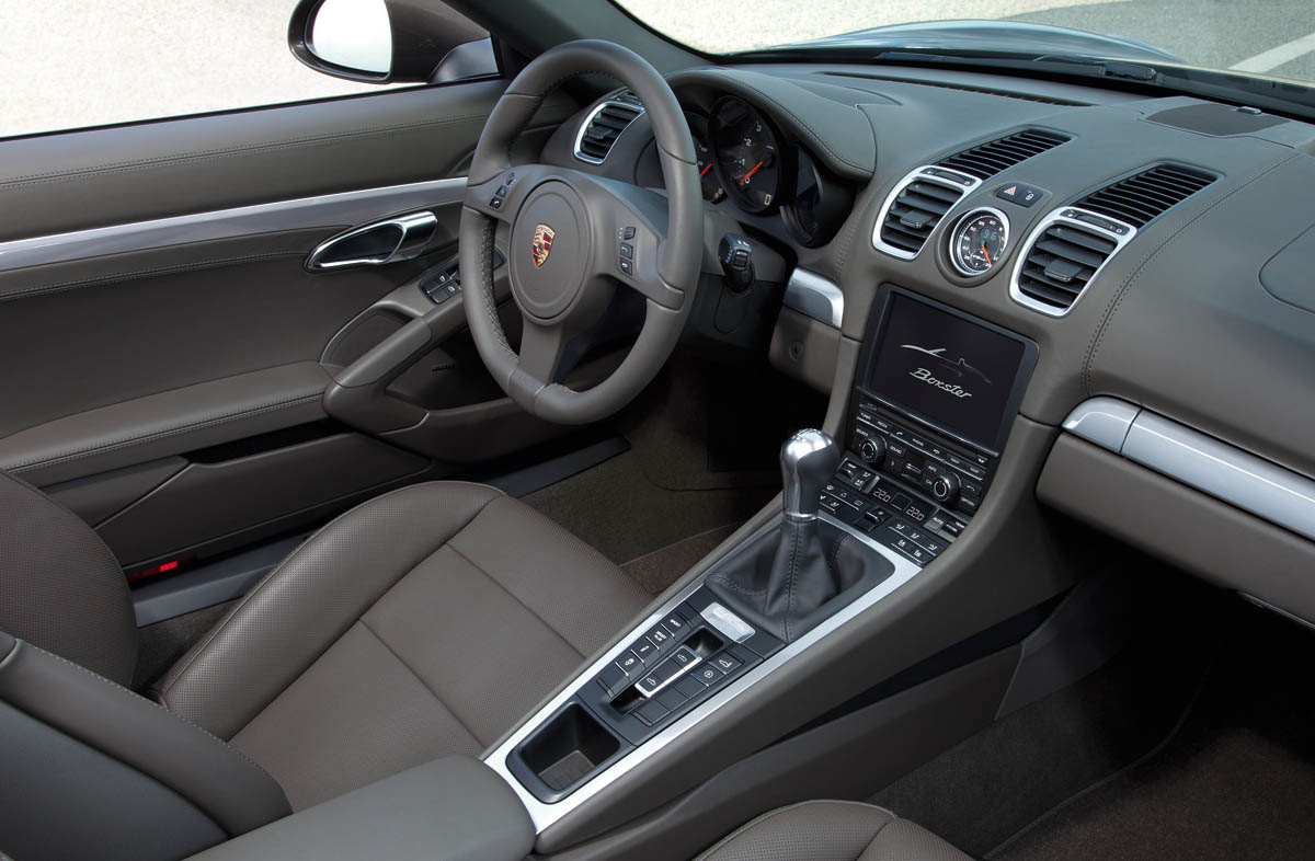 2012 Porsche Boxster interior
