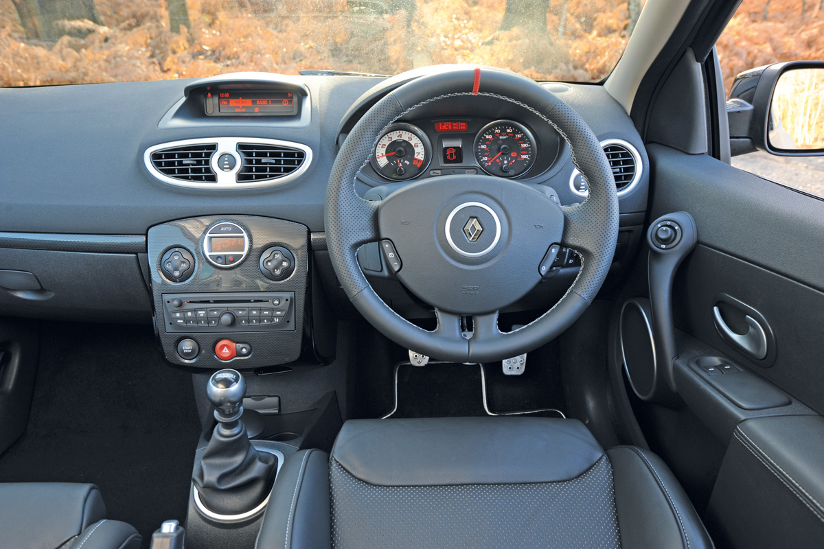 Renaultsport Clio 200 Raider interior