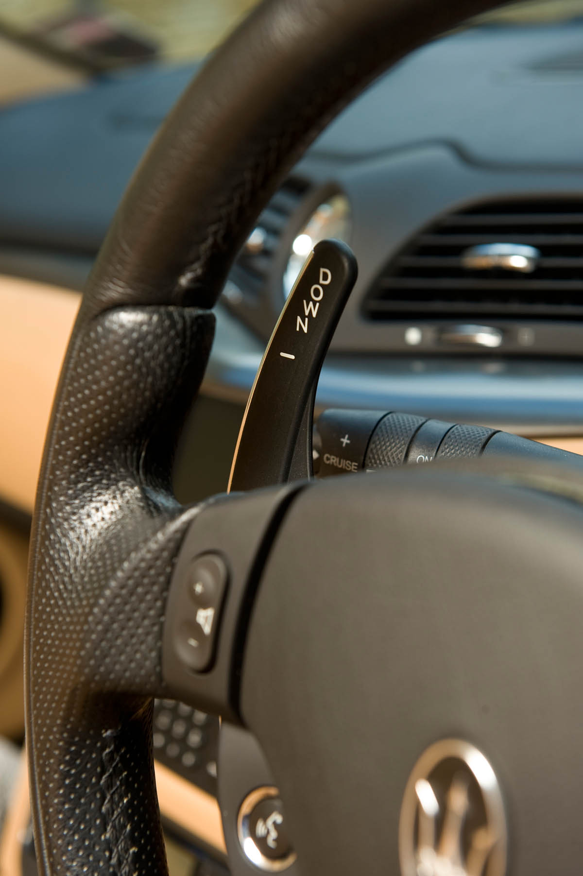 Harry Metcalfe's Maserati GranTurismo S paddle shift