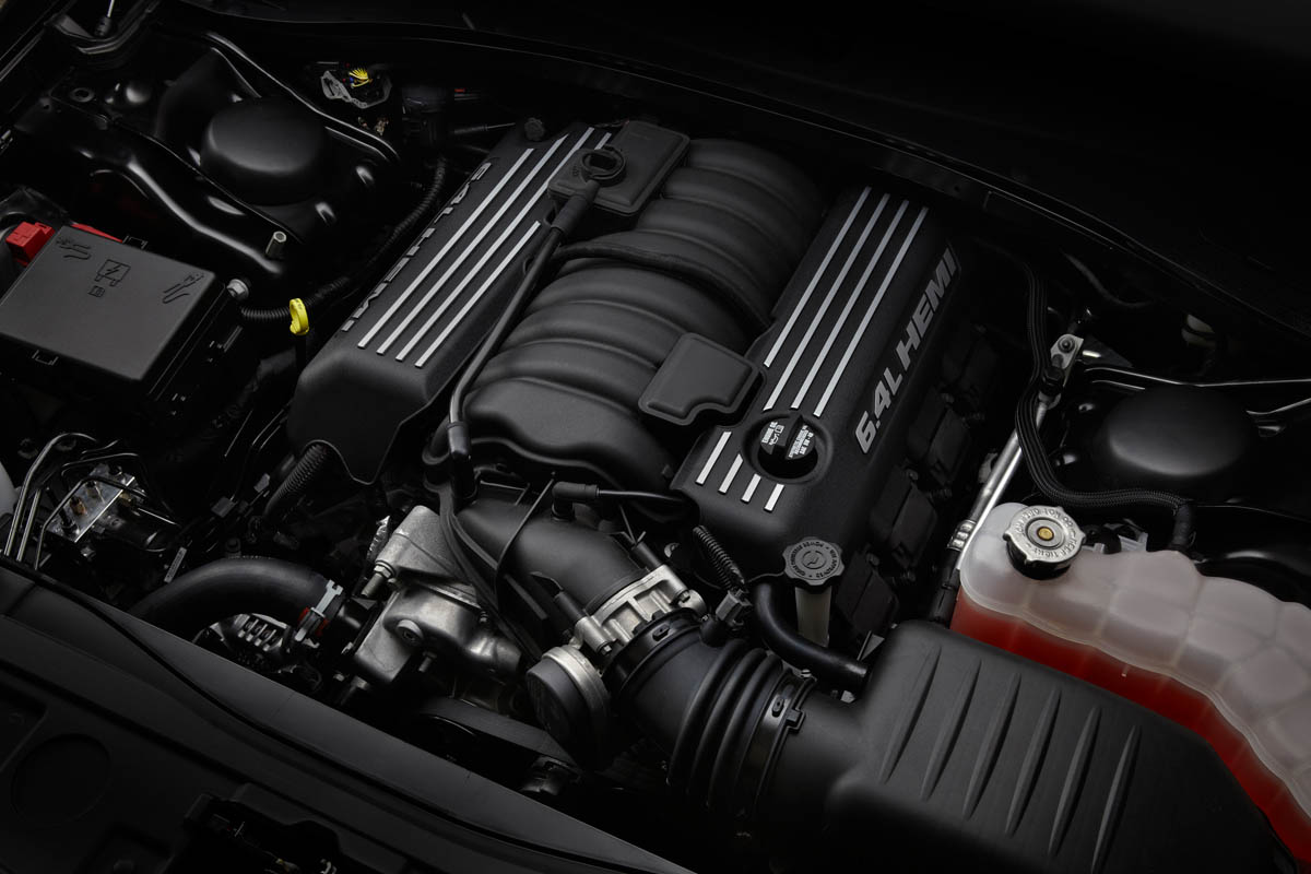 Chrysler SRT8