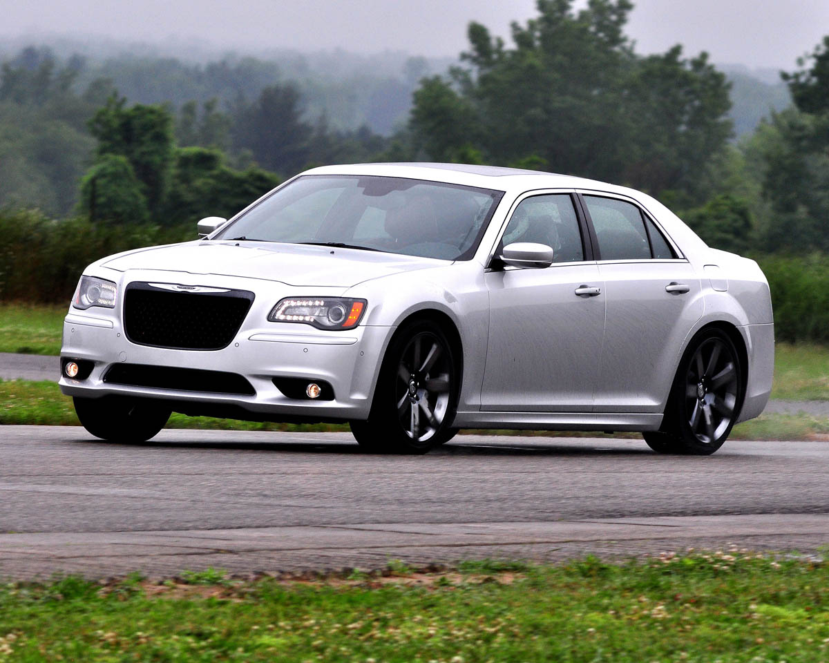 Chrysler SRT8