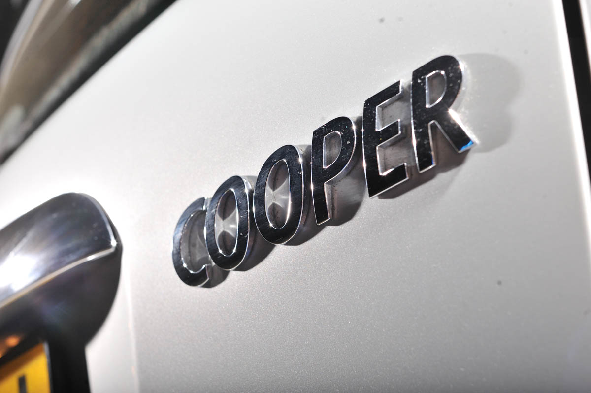 Mini Cooper Soho hatchback badge