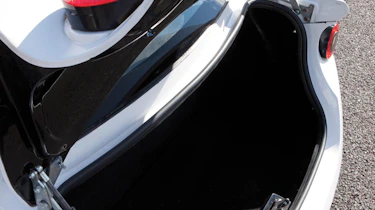 Ginetta G40 R boot