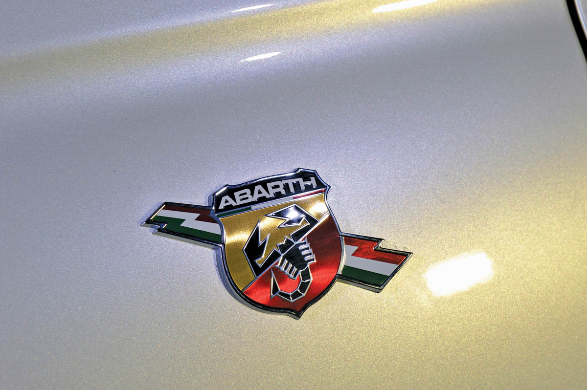 Abarth 500 badge