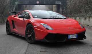 Lamborghini Gallardo LP570-4 Super Trofeo Stradale video
