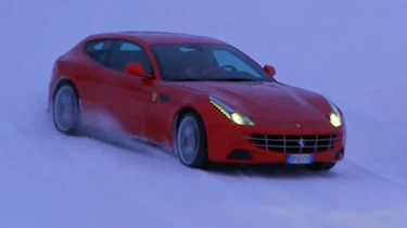 Video: Ferrari FF on ice