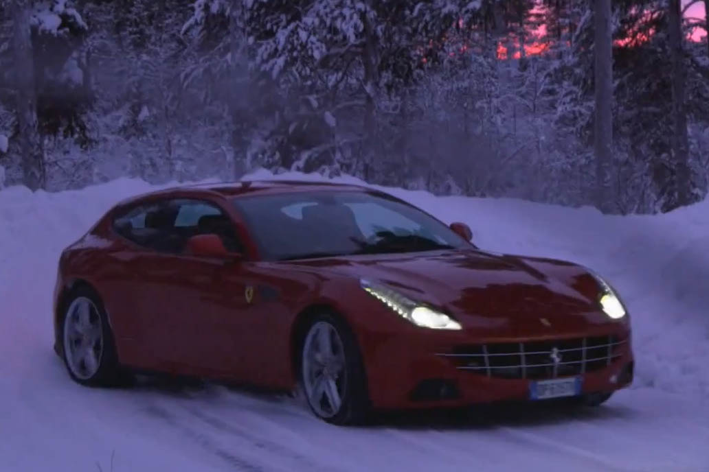 Video: Ferrari FF on ice