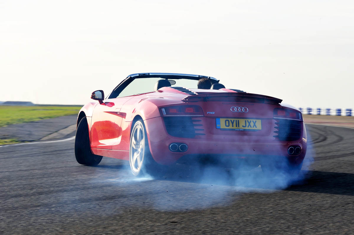 Audi R8 Spyder V8
