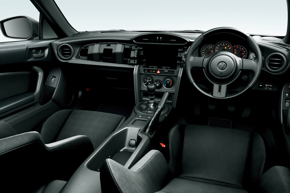 Low-spec GT 86 available in Japan