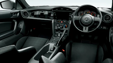 Low-spec GT 86 available in Japan
