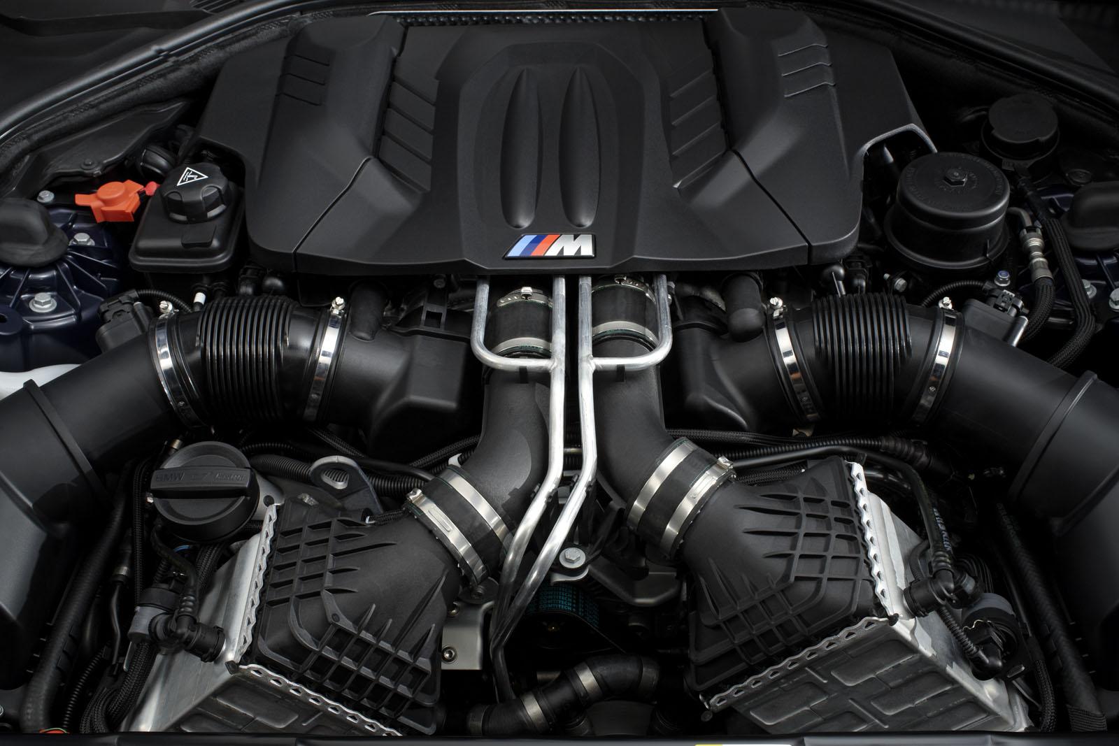 2012 BMW M6 twin-turbo V10 engine