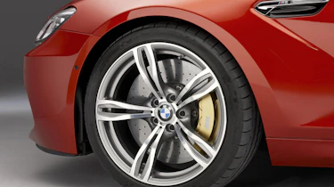 2012 BMW M6 alloy wheel brakes