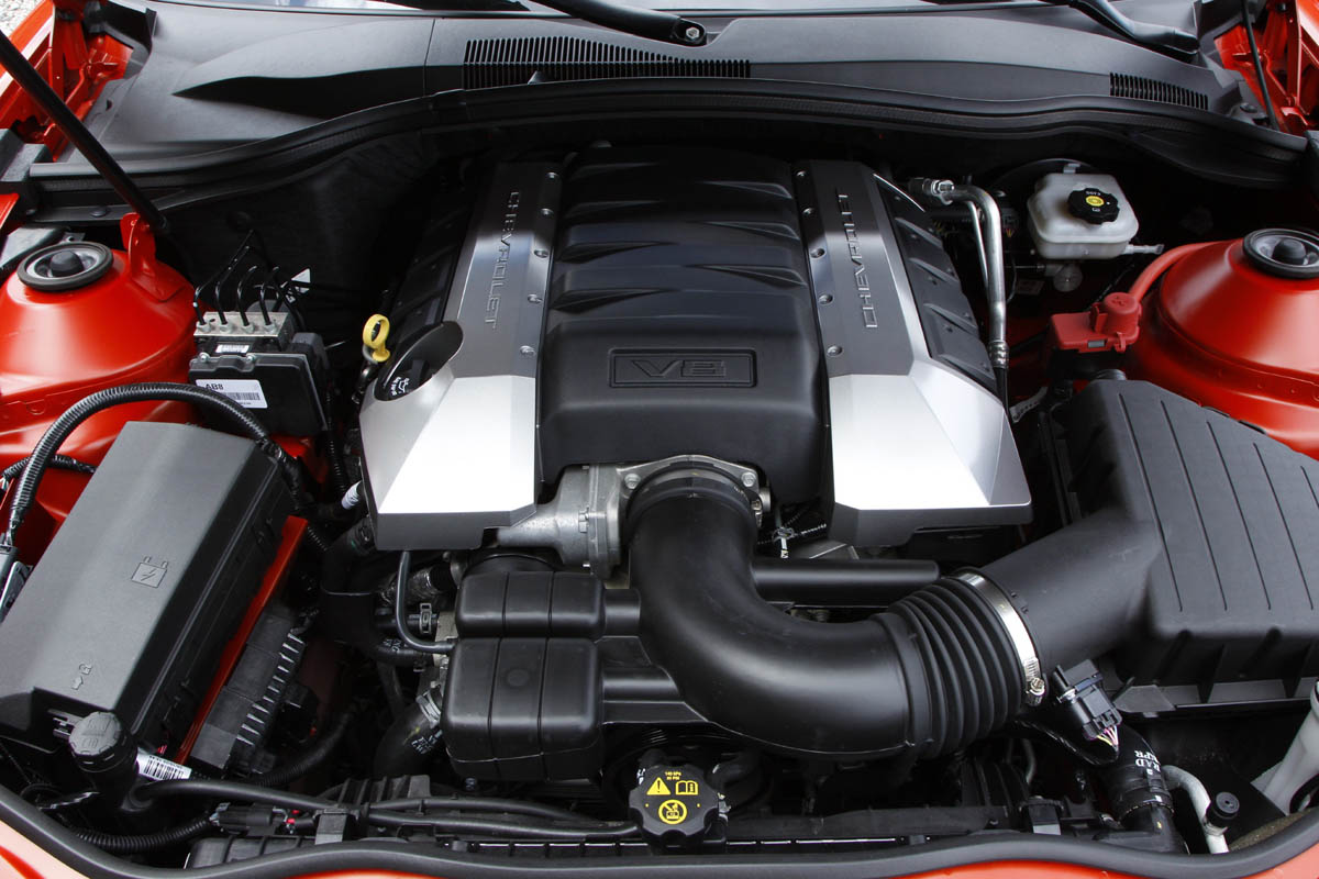 2012 Chevrolet Camaro V8 engine