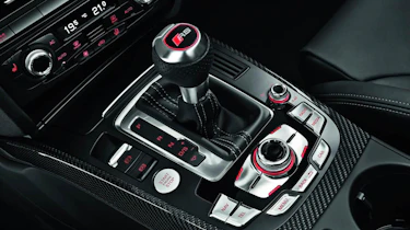 2012 Audi RS4 Avant gearstick