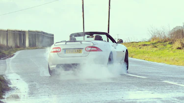 Jaguar XKR-S Convertible video