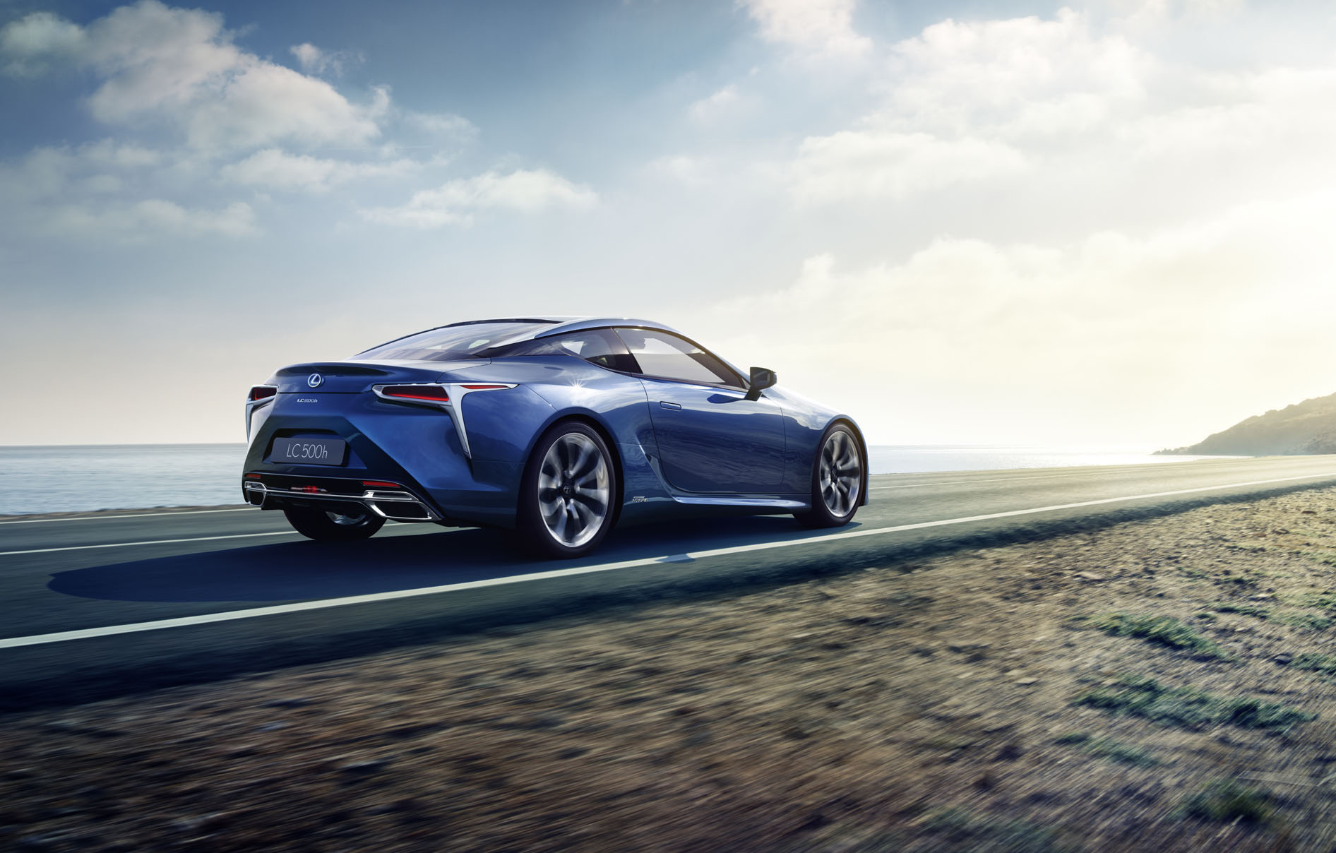 LC500h rear 3.4