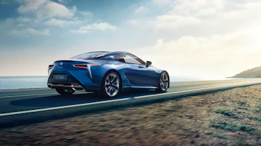LC500h rear 3.4