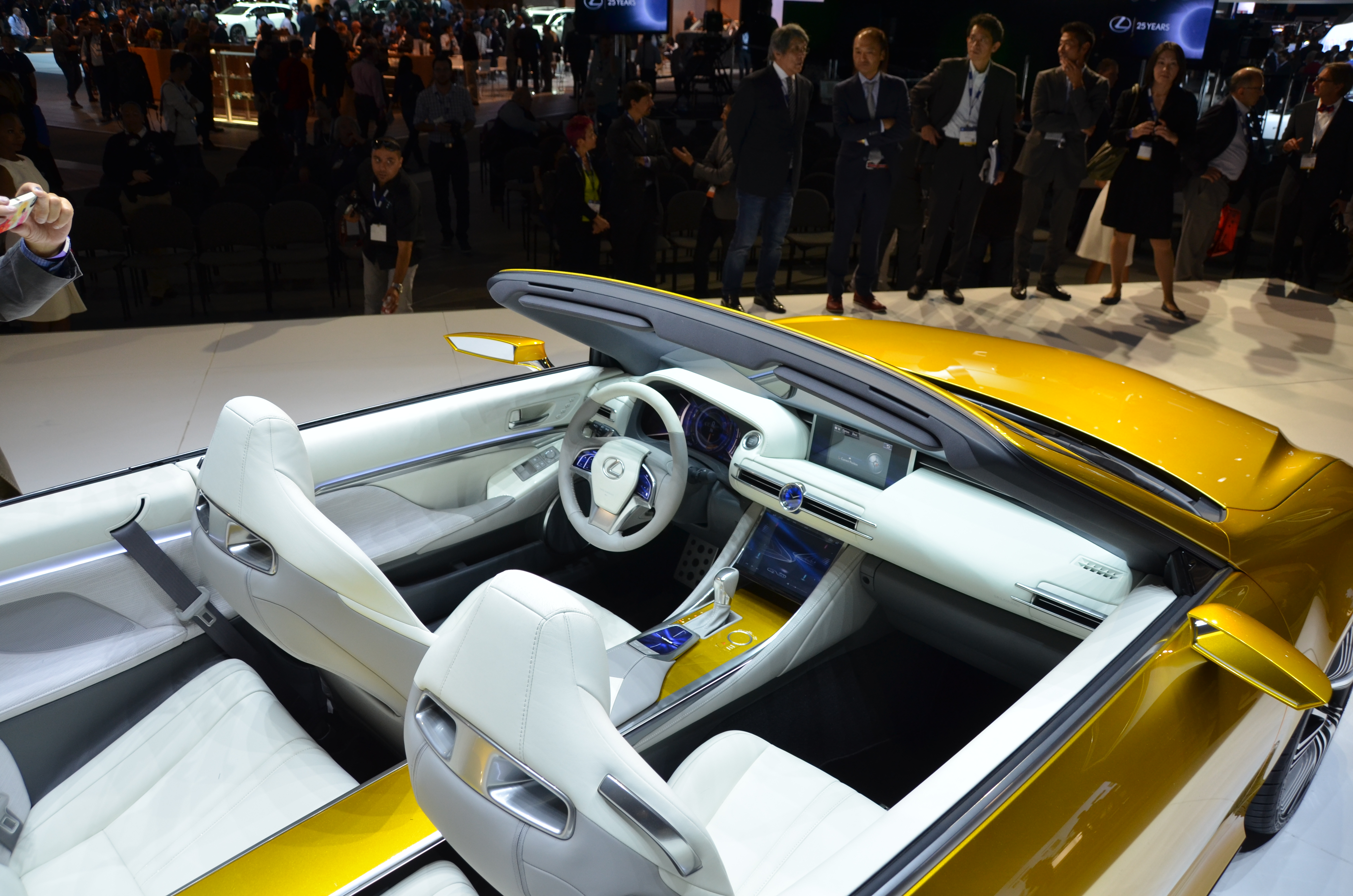 Lexus LF-C2 concept
