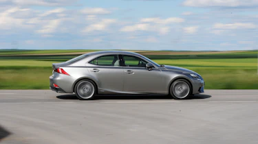 Lexus IS 300h