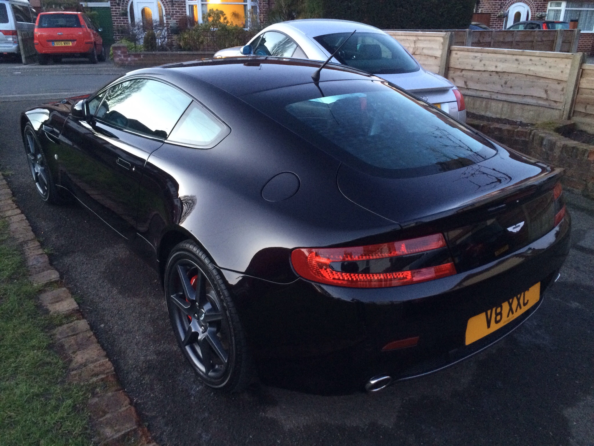 Aston Martin Vantage