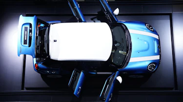 MINI 5-door: Paris motor show 2014