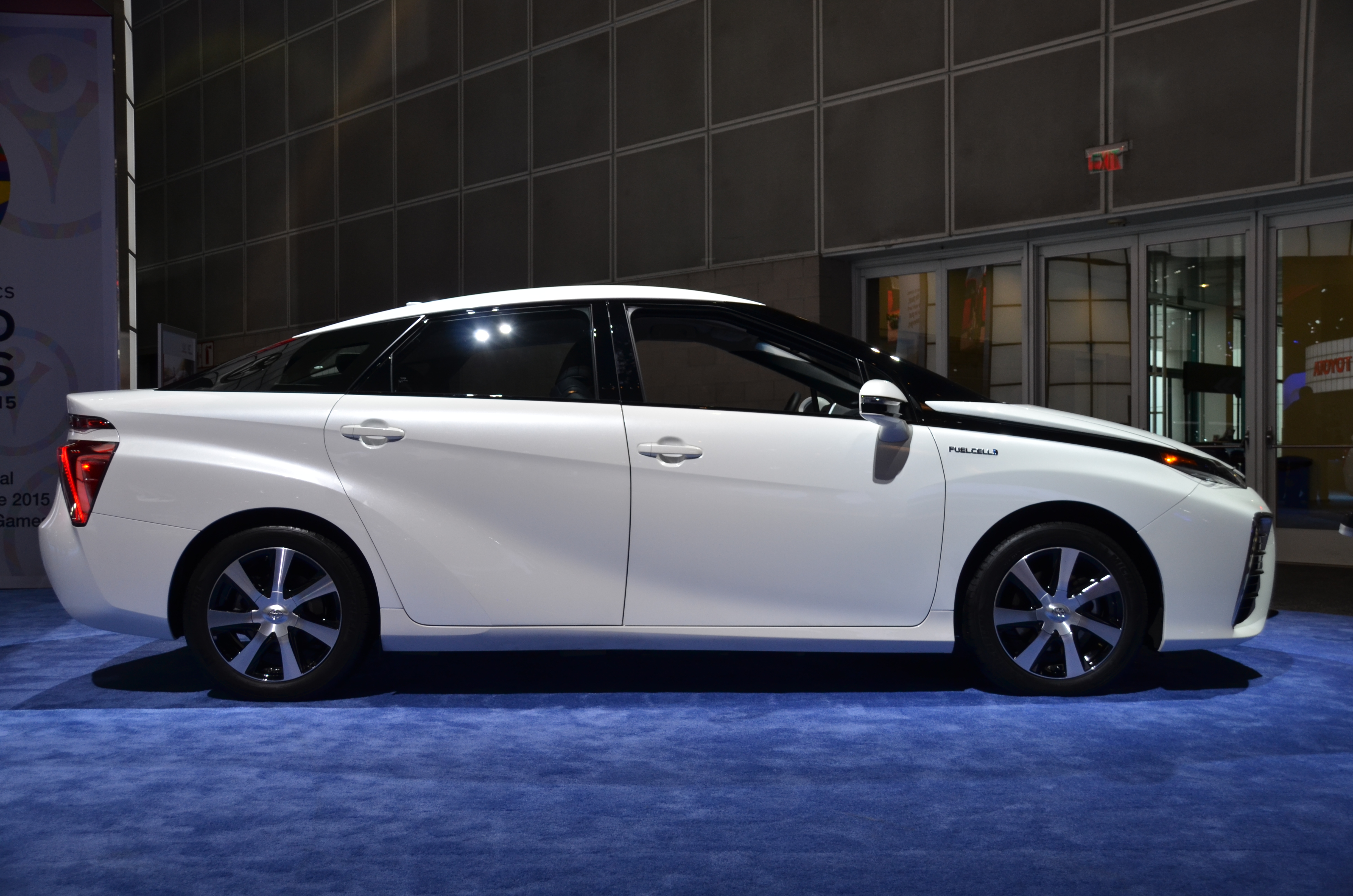 Toyota Mirai fuel cell car