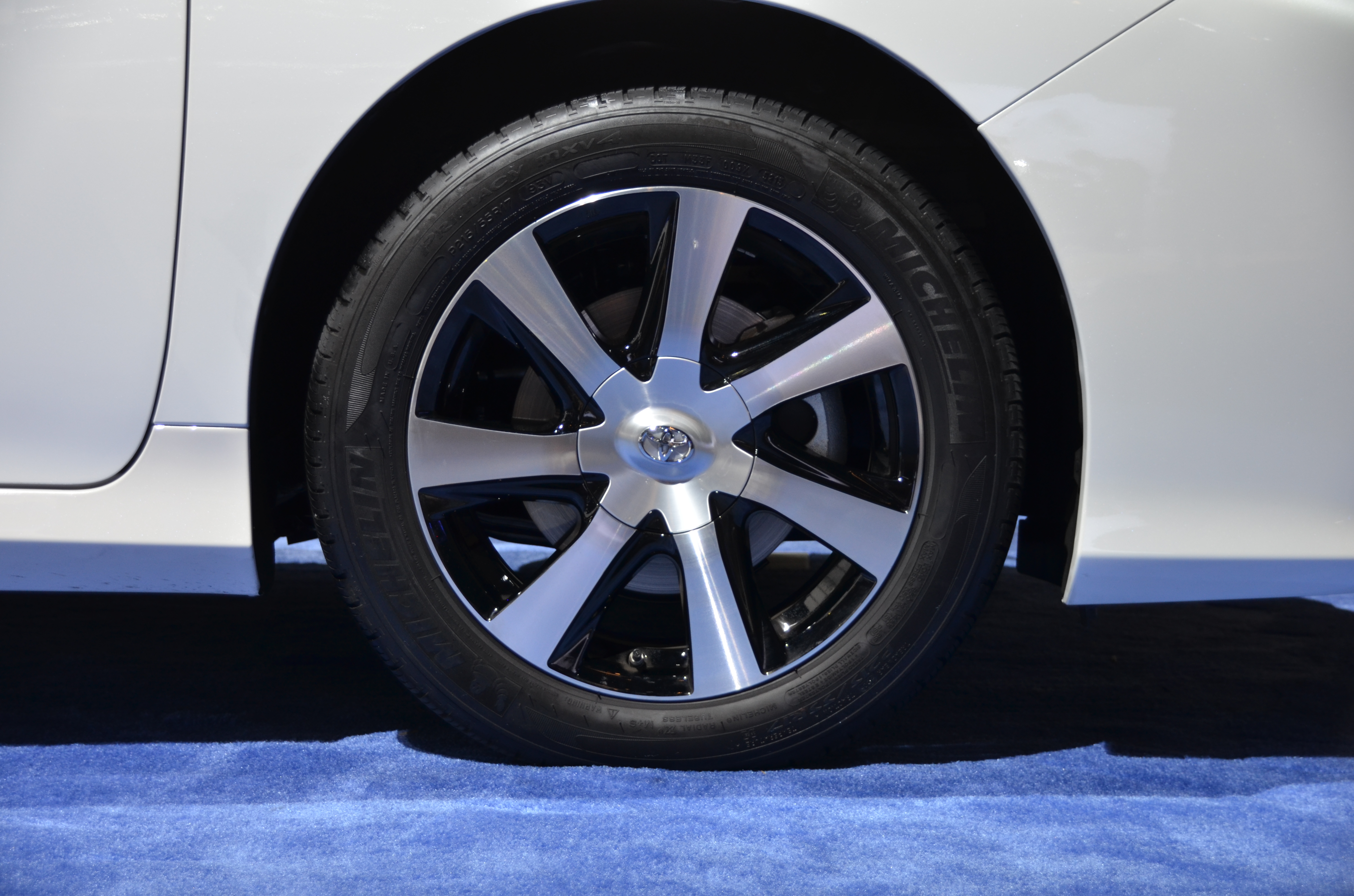 Toyota Mirai fuel cell car