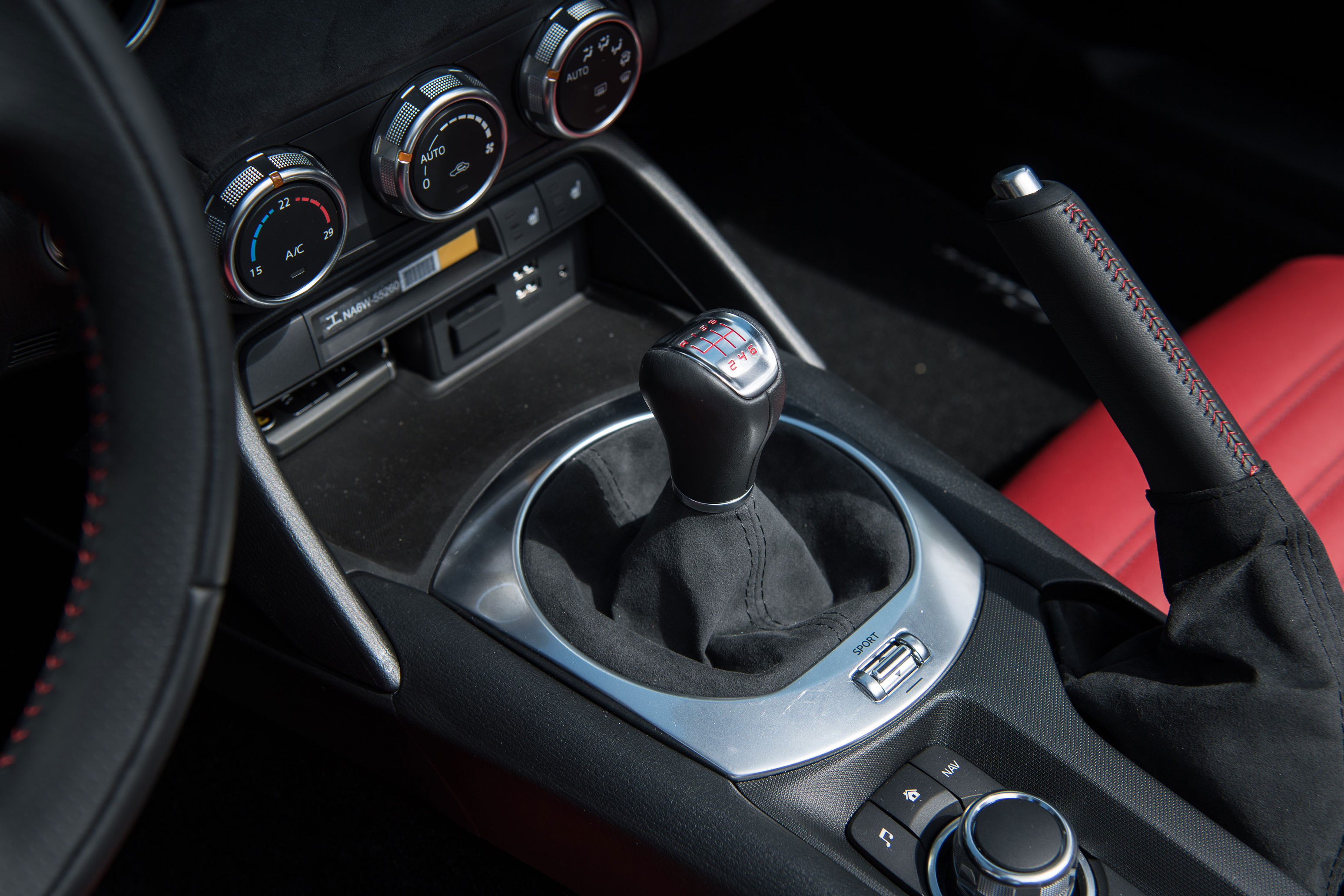 Abarth 124 Spider – steering wheel