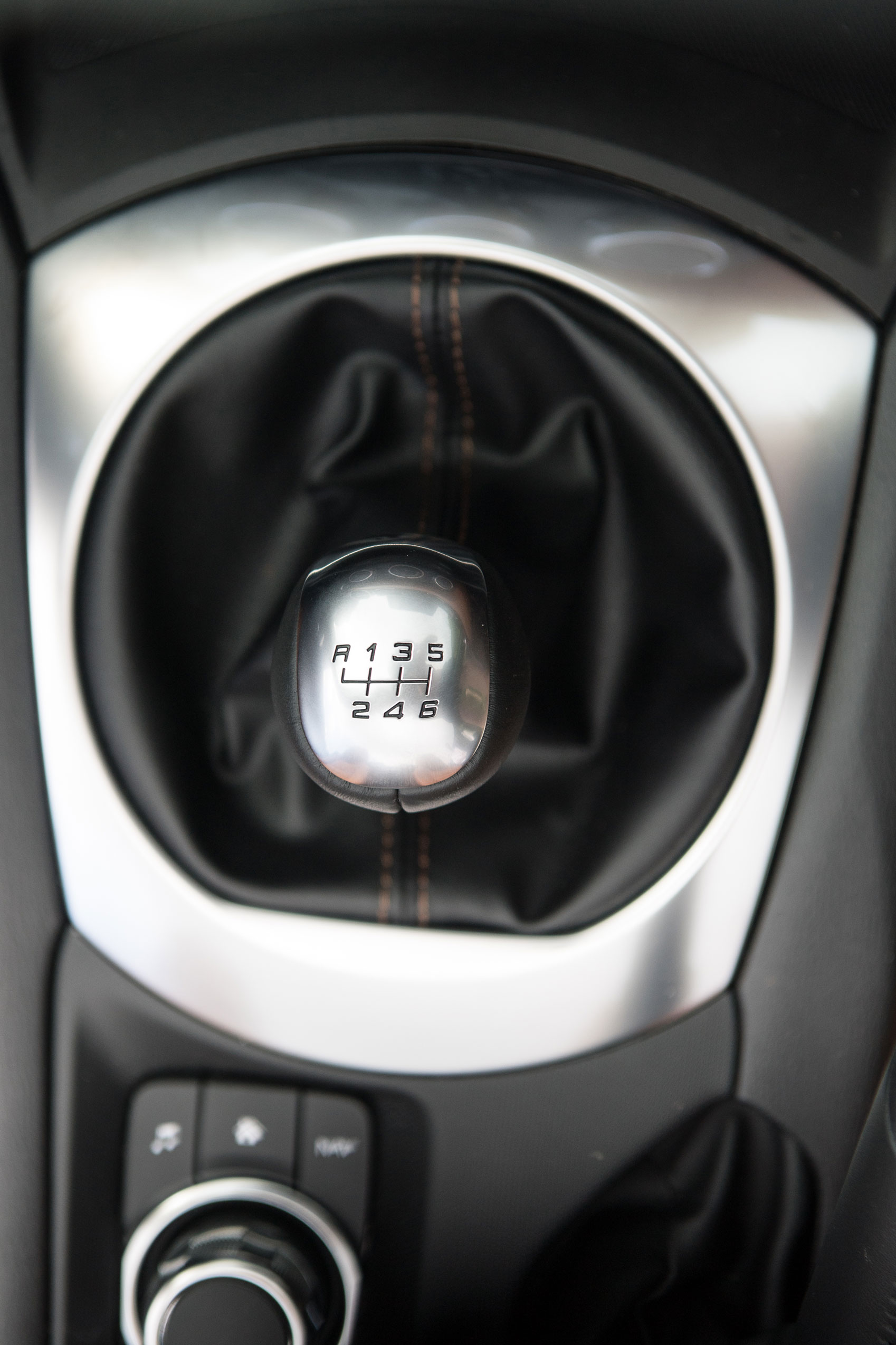 Fiat 124 Spider - Gear lever