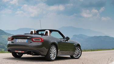 Fiat 124 Spider - Rear