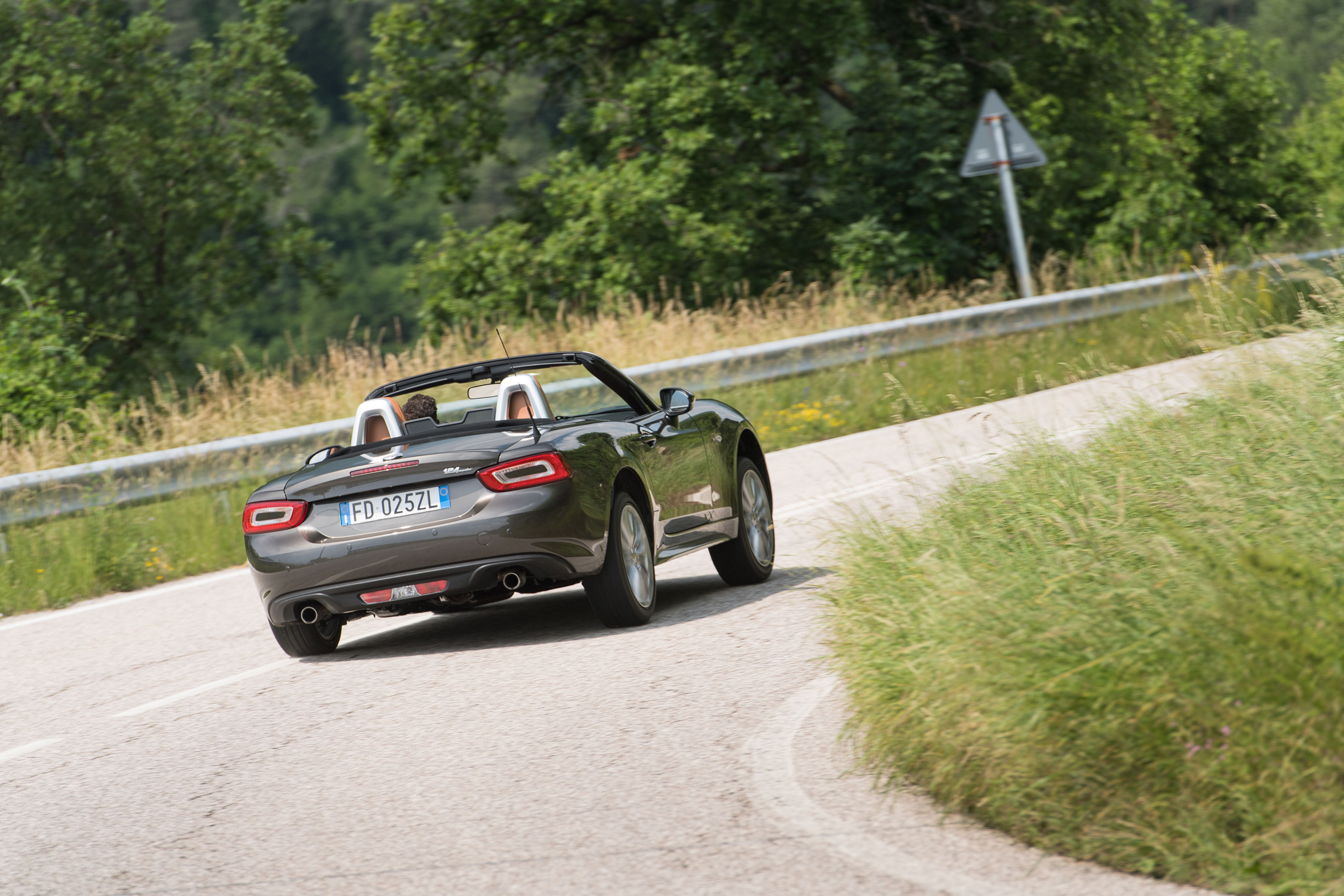 Fiat 124 Spider - Rear