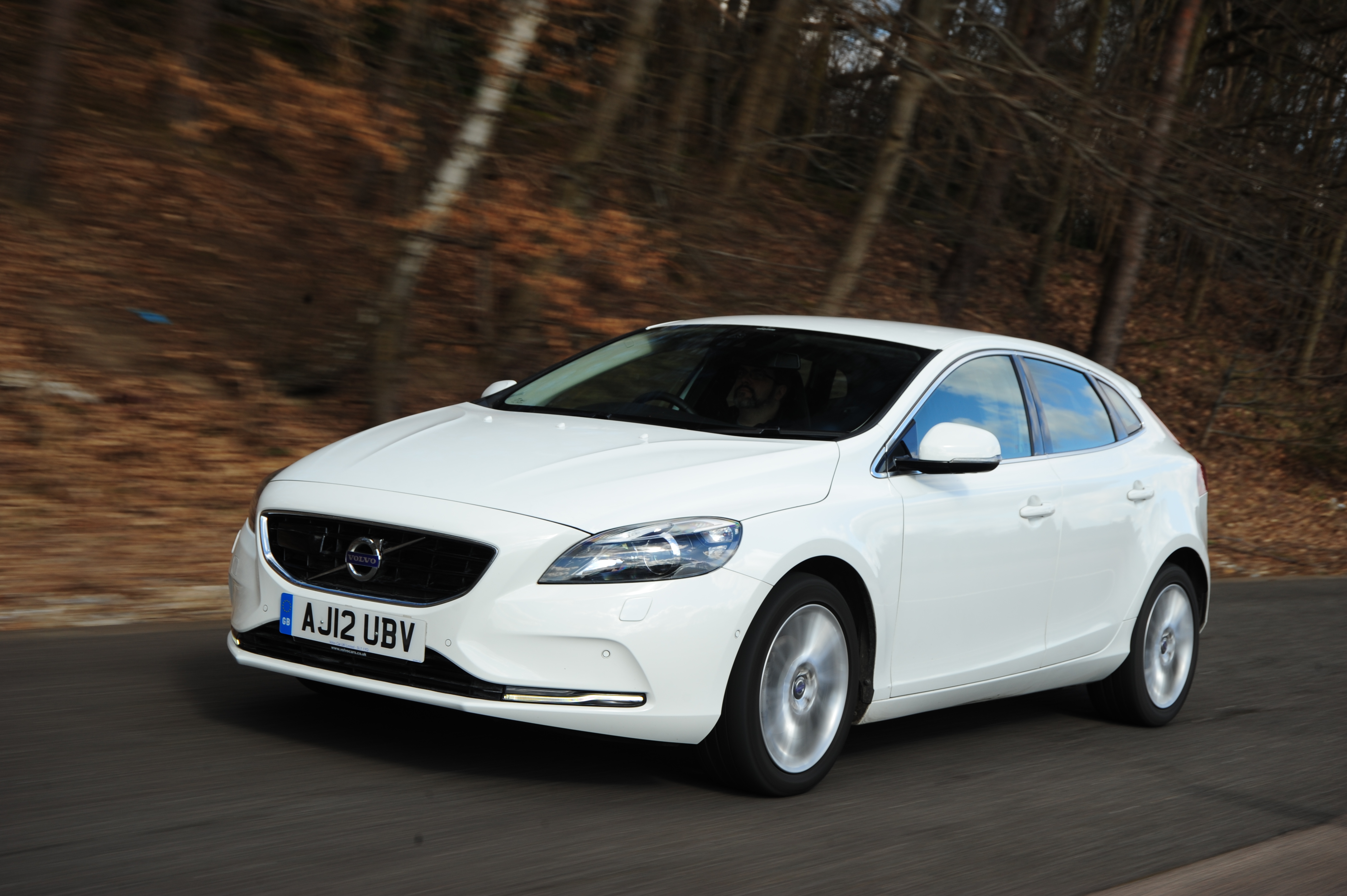 Volvo V40