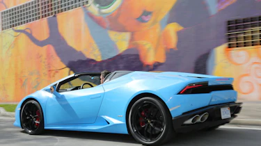 Lamborghini Huracan Spyder - rear three quarter