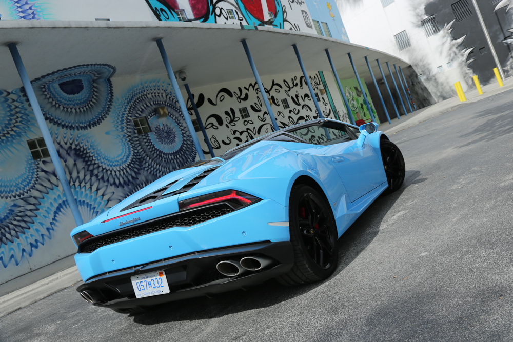 Lamborghini Huracan Spyder - rear three quarter